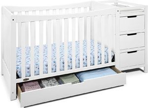 Best Graco crib - Remi convertible crib with changer
